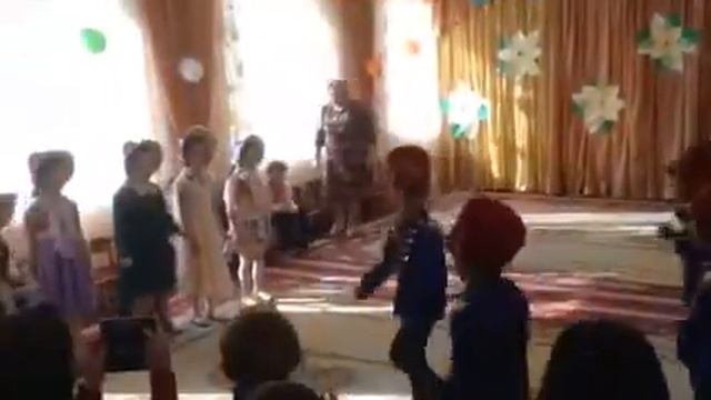 Гусары денег не берут! Праздник весны д/с 1825 смотреть онлайн