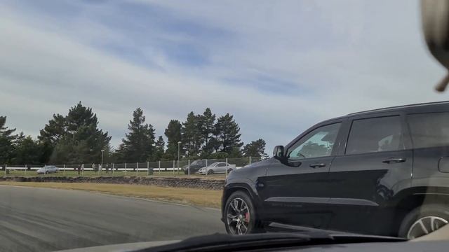 Nissan Skyline R34 GTT Sedan at Chrome 2022. vs Various Nissans Toyotas, Jeep etc смотреть онлайн