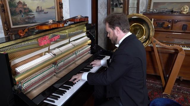 Grieg - In the Hall of the Mountain King on Piano смотреть онлайн
