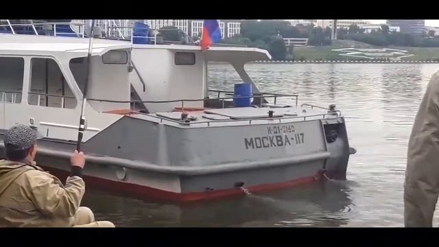 звук дизеля теплохода москва 117 смотреть онлайн
