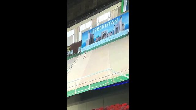 Сборная Узбекистана на разминке перед выступлением смотреть онлайн
