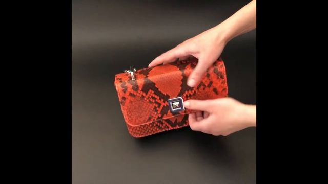 Женская Сумка из натуральной кожи Питона 01KR026 смотреть онлайн