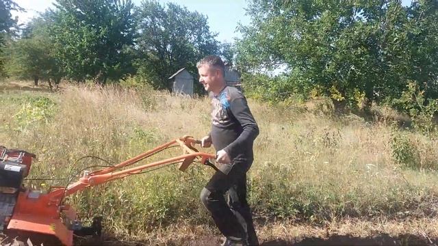 Уборка картофеля самодельными грунтозацепами - часть 2 смотреть онлайн