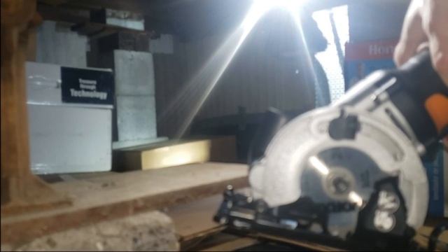 20В Аккумуляторная Мини Циркулярка Первое Испытание 2020 (Worx Compact Circular Saw Worxsaw WX523L) смотреть онлайн