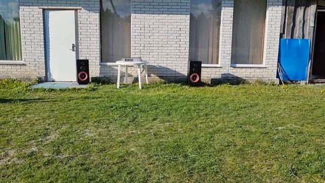 Мощный звук Cerwin Vega VS-10 и Yorkville Audiopro 1200 PA – любительский обзор от Макса смотреть онлайн