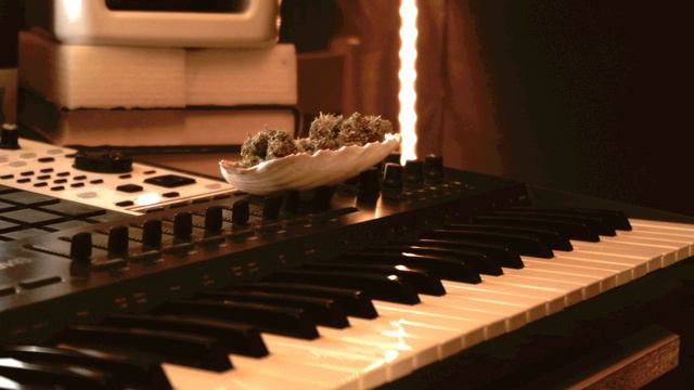 Beat jazzero.mov смотреть онлайн