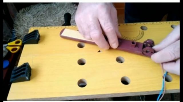 Электро педаль из утюжка для волос