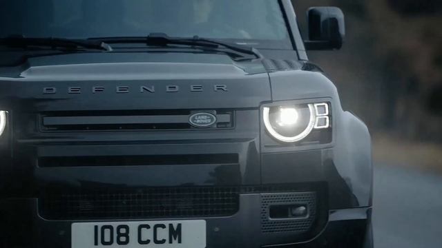 Новый Land Rover Defender V8 2021 уже в России! Цены и комплектация самого мощного Дефендера смотреть онлайн