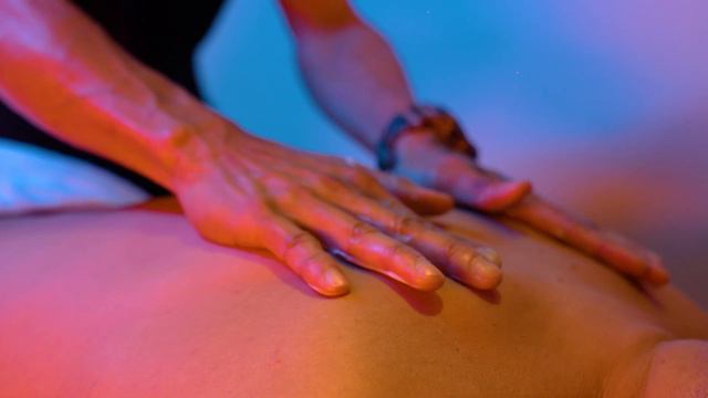 NEW GROOM? BEST BARBER & SPA IN #BAHRAIN смотреть онлайн