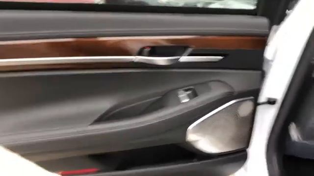 2019 Genesis G90 Stamford, Greenwich, Norwalk, Darien, Fairfield, CT 6244G смотреть онлайн