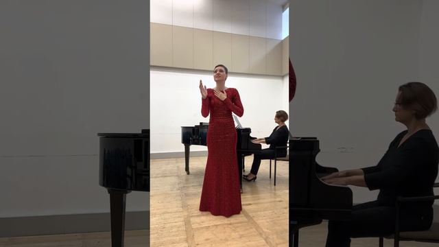 R.Wagner - Lohengrin: Elsa, Elsa's dream, Andrea Ľuptáková - soprano, Andrea Bálešová - piano смотреть онлайн