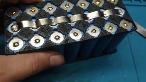 Как сделать из свинцового АКБ 12v 7ah литий-ионный