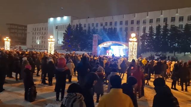 Новогодний салют . Поздравление Деда Мороза . 2022 .Коломна . смотреть онлайн