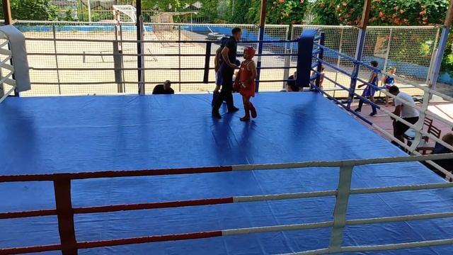 Турнир по тайскому боксу памяти Владимира Алексеевича Замощенко. Усеинов Арсен БК "ФЕНИКС" смотреть онлайн