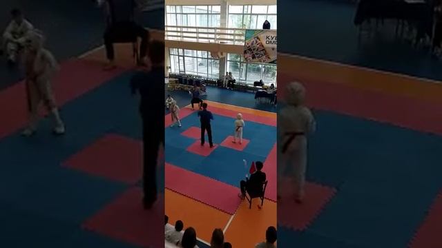 каратэ турнир омск. я справа. смотреть онлайн