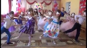 _Компьютерные вирусы_ танец в детском саду (9 гр.).mp4