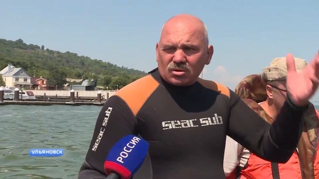 Водолазы осмотрели опоры Императорского моста смотреть онлайн