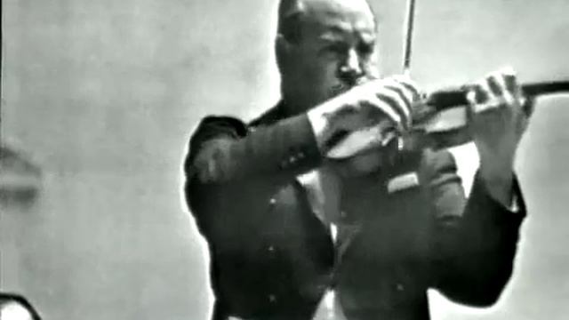 (1/5) David Oistrakh - Brahms Violin Concerto - I смотреть онлайн