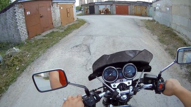ЛЕГКИЙ продубас на HONDA CB400 смотреть онлайн