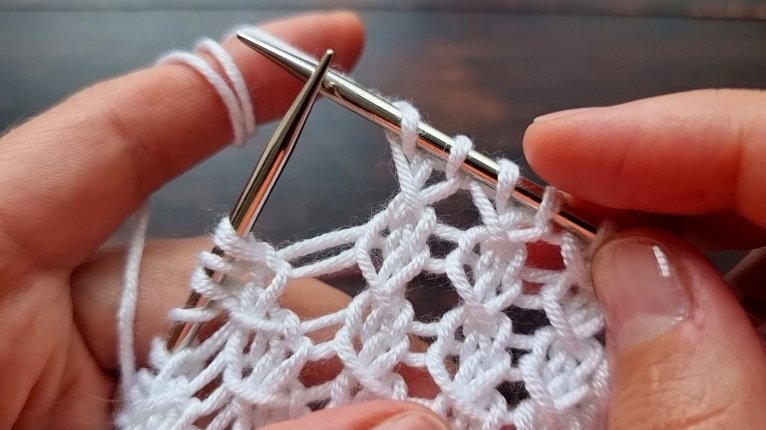 Необычный узор всего из 2 рядов! смотреть онлайн