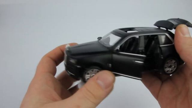 Машинка Newao Model 1:32 «Rolls Royce Cullinan» 16 см. A3212 инерционная Черный смотреть онлайн