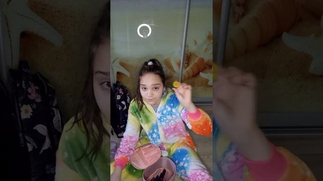 собираемся на выступление чееек