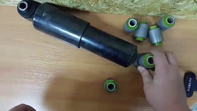 Сайлентблок амортизатора прицепа SCHMITZ | CARGOBULL 1008054 ALK9560 полиуретан смотреть онлайн