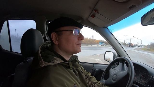 Едем в город за газом ,кормами и трансформатором .Покажу их стоимость .Жизнь в деревне. смотреть онлайн