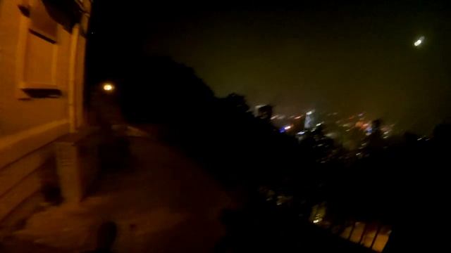 Пик Виктория в Гонконге. Дорога пешком. Часть 2. смотреть онлайн