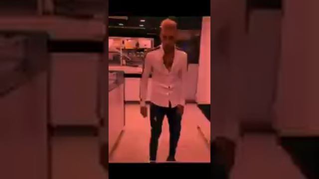 MESUT ÖZİL yan car смотреть онлайн