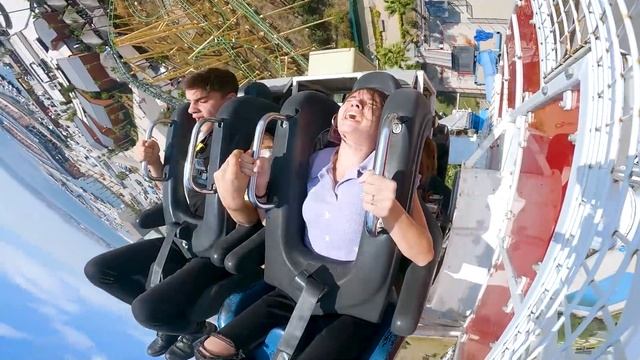 KIZ KARDEŞİMLE DÜNYANIN EN BÜYÜK LUNAPARKINDA 1 GÜN GEÇİRMEK !