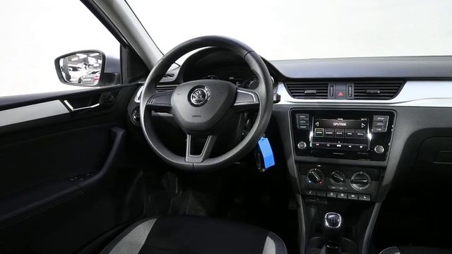 Skoda Rapid (2018) 02840