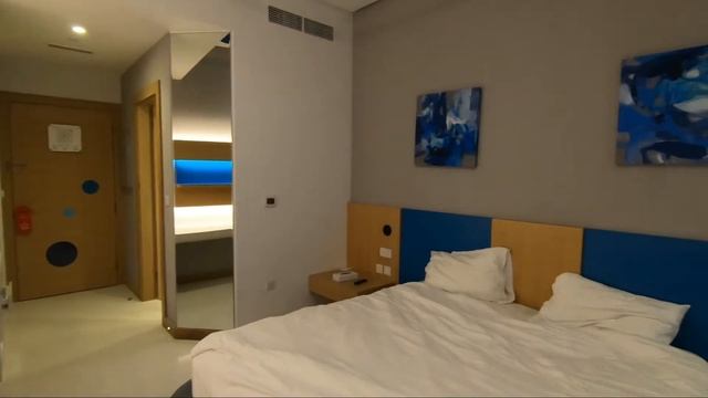 Hotel Room at Bur Dubai , UAE | Good Room & Services смотреть онлайн