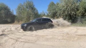 Audi Q5 Quattro разгон до 150 км час, и тестируем по глубокому песку.