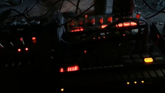 Korg Volcas & Monotribe - gARTnSession 1 by vangee смотреть онлайн