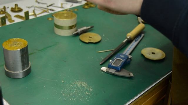 Antique Clock Restoration - The Complete Job - Part 3, The Mainspring Barrels. смотреть онлайн