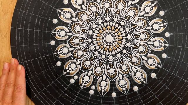 Mandala auf Holz Tutorial Teil 2 смотреть онлайн