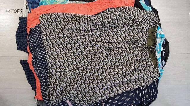 06776 Ladies Blouses XL (Женские блузки больших размеров) №2 25,00 кг 6,30€ за кг 129 ед смотреть онлайн