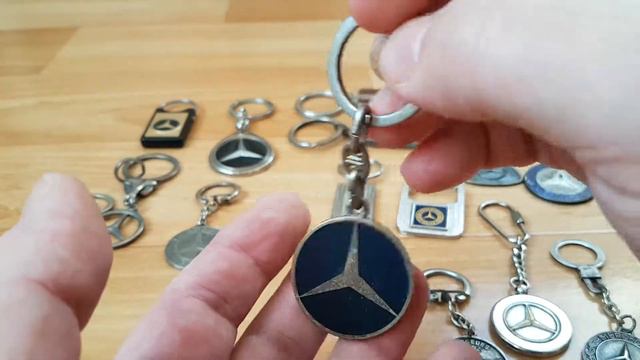 Mercedes Benz old Keychain Collection14 смотреть онлайн
