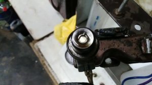 Опель Вектра В плохо заводиться, надо долго крутить стартером