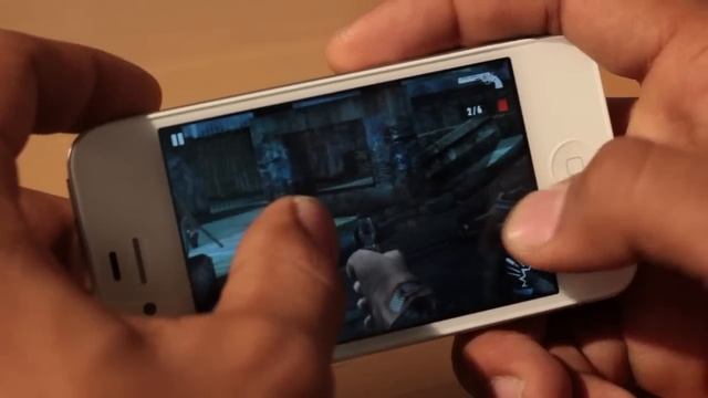 Review video games on New Apple iPhone 4S смотреть онлайн