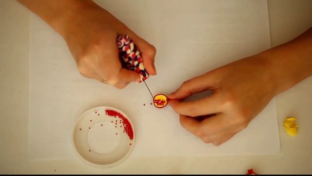 Гранатовый серьги из FIMO смотреть онлайн