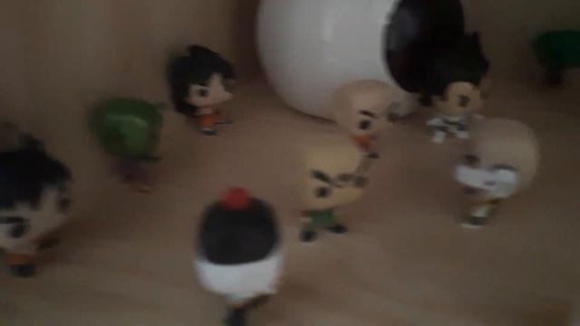 Leon xd pokazuje kolekcjonerskie gadżety i figurki dragon ball смотреть онлайн