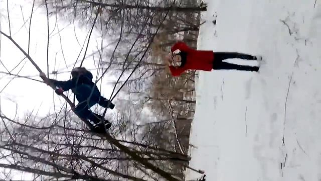 Неудачная попытка залезть на дерево смотреть онлайн
