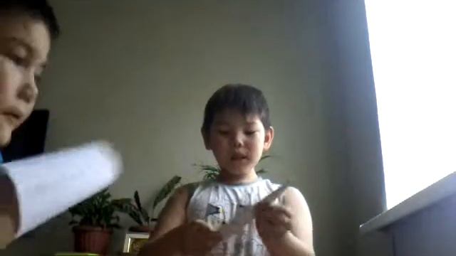 делаем клинок ассасинов из бумаги 1 серия 1 сезон смотреть онлайн