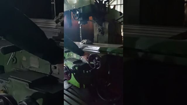 6Р83ш ,Продам универсально-фрезерный станок 6Р83Ш,тел.+380976109661 Роман,г.Львов смотреть онлайн