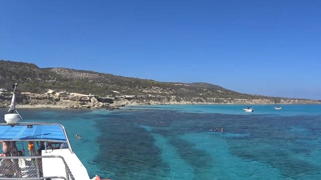 Голубая лагуна Акамас смотреть онлайн