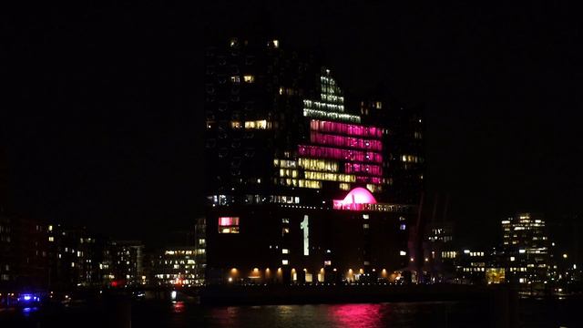 Video-Projektion an der Elbphilharmonie Hamburg zum Kampagnenstart der Deutsche Telekom смотреть онлайн