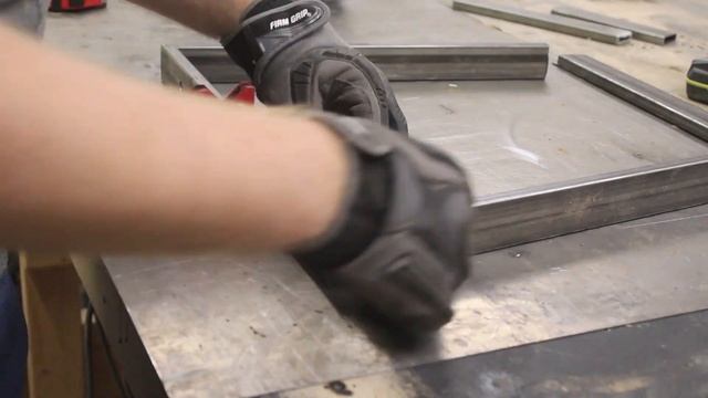 DIY Coffee Table // Welding Metal Table Legs смотреть онлайн
