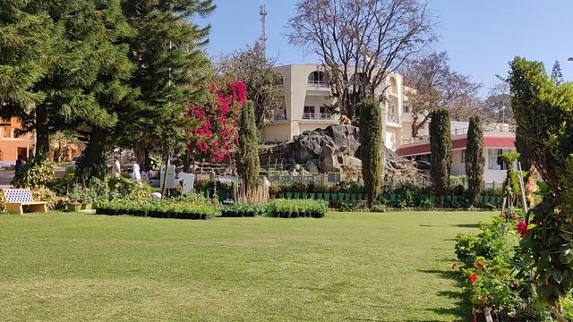 Школа раджа-йоги. Гьян Саровар 6 смотреть онлайн